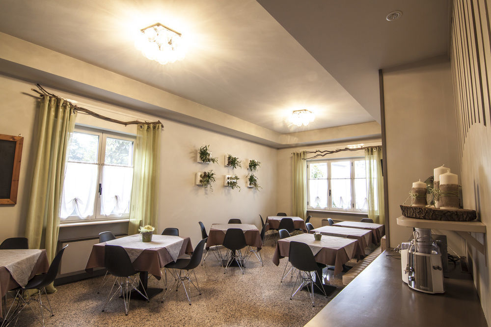 Hotel Le Vigne Di Corvino Casteggio 外观 照片