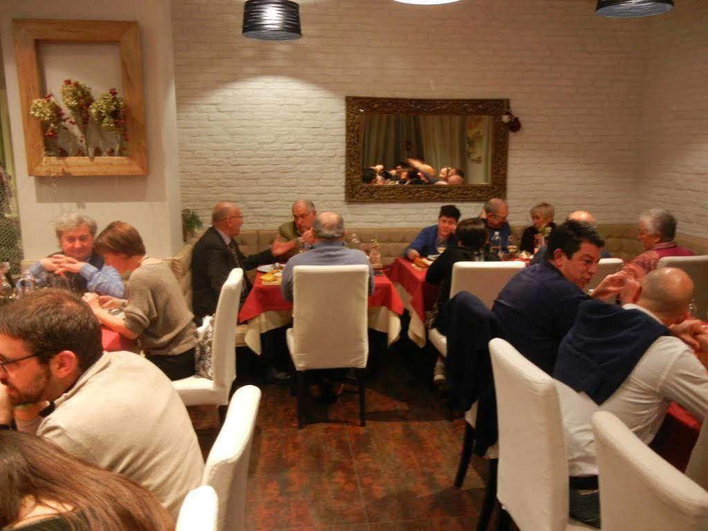 Hotel Le Vigne Di Corvino Casteggio 外观 照片
